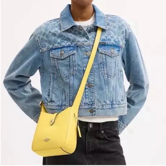 Coach Hadley Mini Crossbody Bag #
CAL60 - Picture 3 of 9